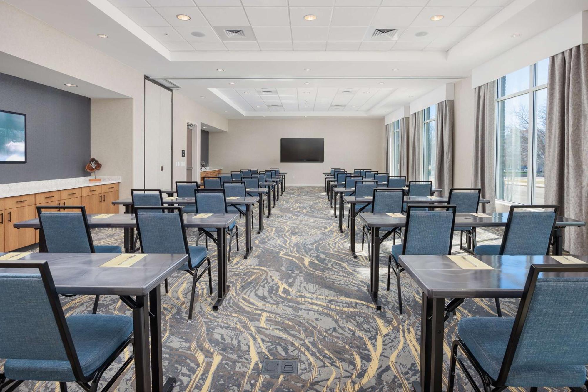 Hampton Inn & Suites Huntsville Downtown, Al Екстериор снимка