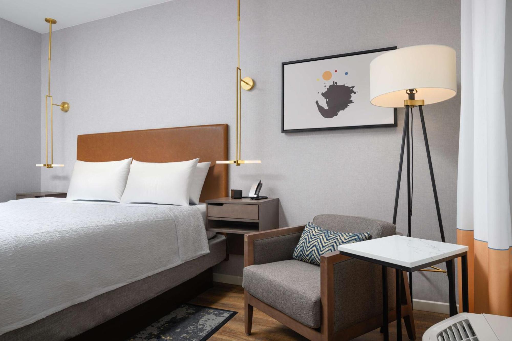 Hampton Inn & Suites Huntsville Downtown, Al Екстериор снимка
