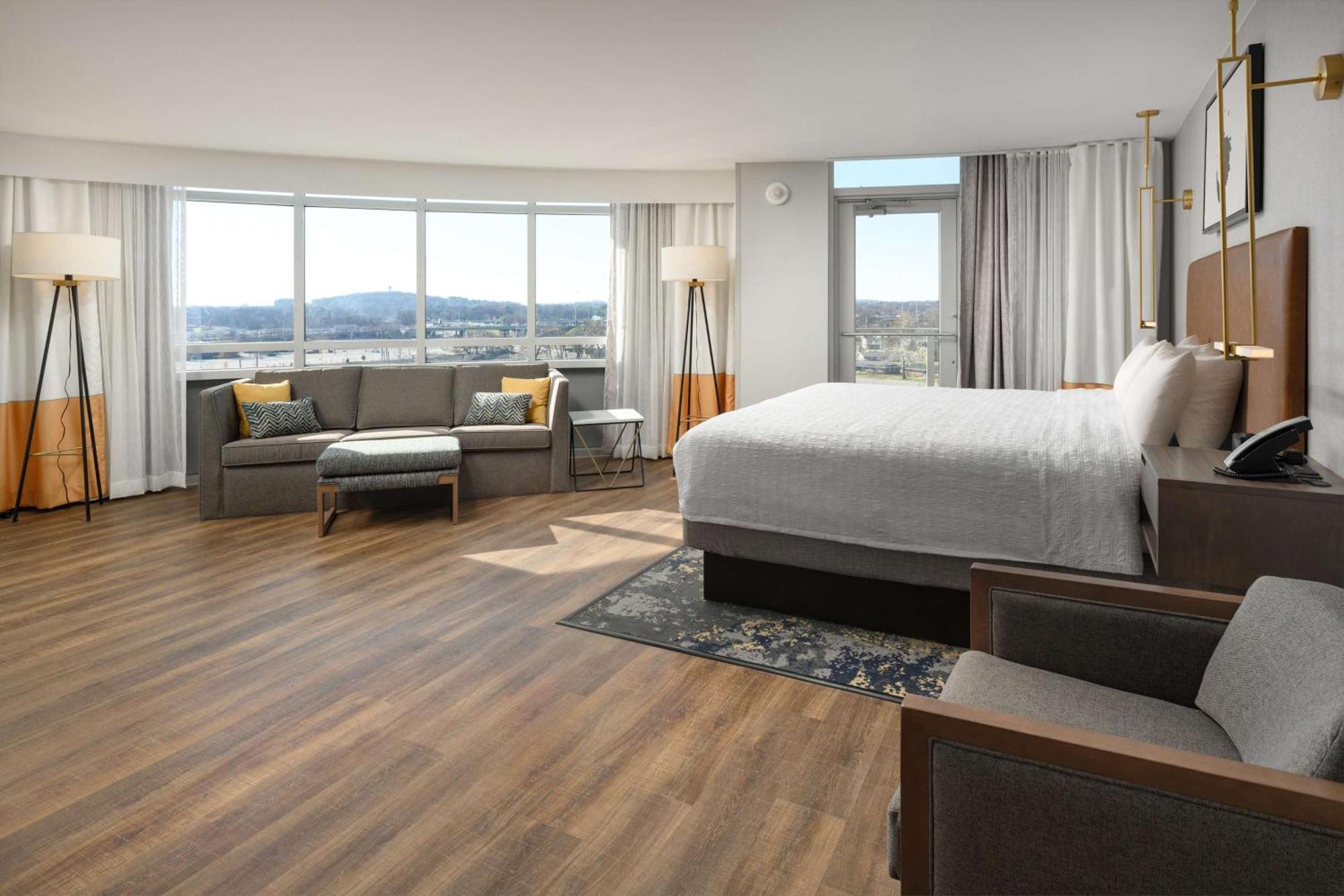 Hampton Inn & Suites Huntsville Downtown, Al Екстериор снимка